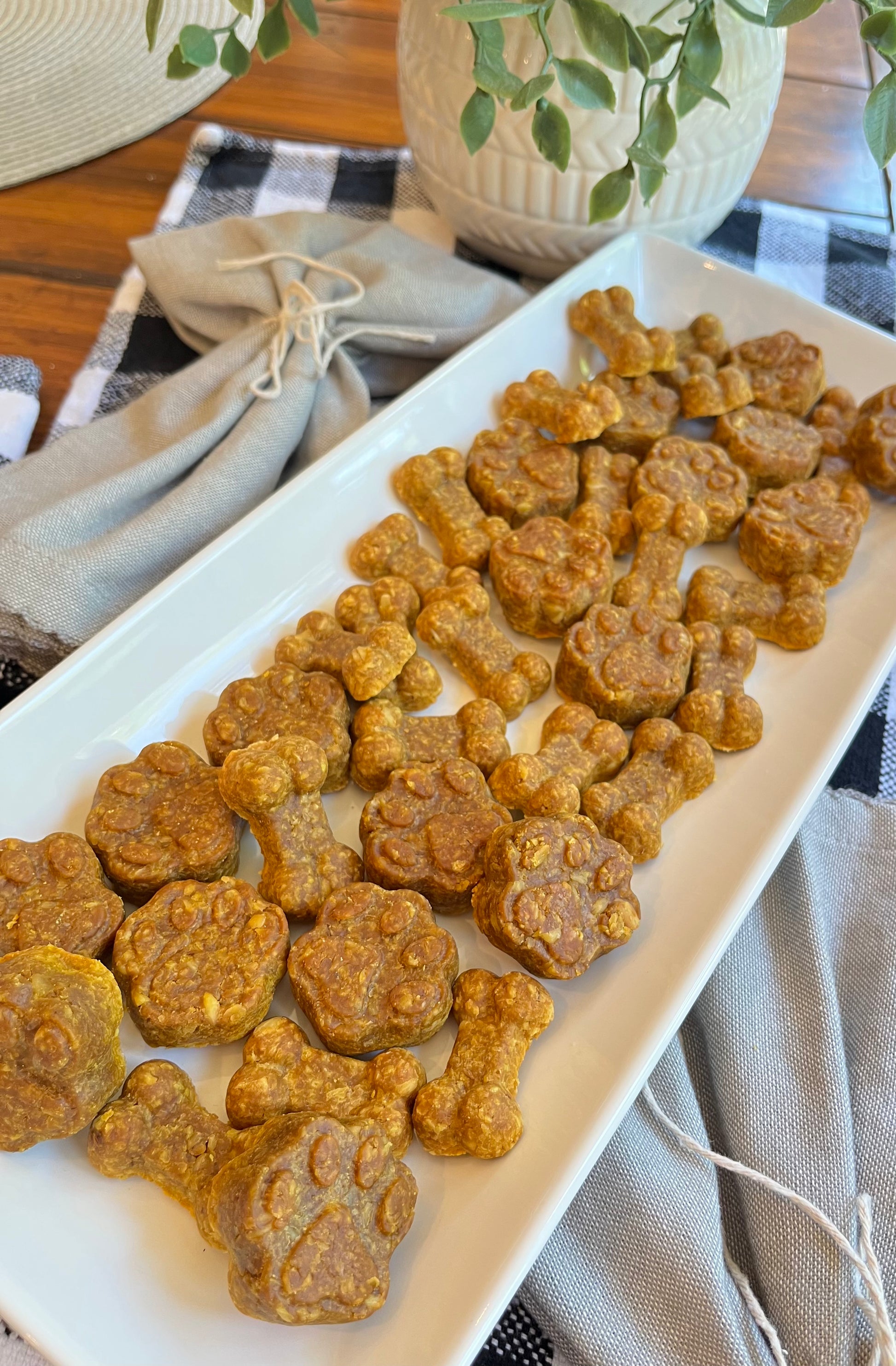 Dog treats hotsell free shipping